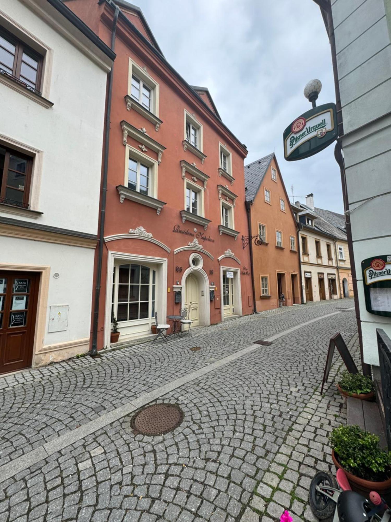 Rezidence Napoleon Apartment Loket